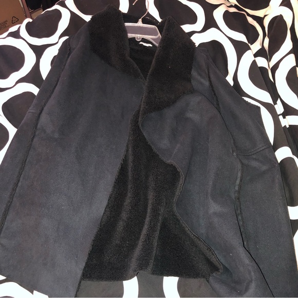 Susina Jackets & Blazers - Women’s Faux Suede & Faux Shearling Lined Vest- size large- $25